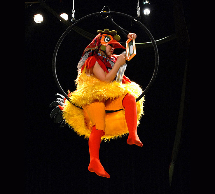 Hühnerkostüm, Zirkusproduktion "Alles für den Hugo", Foto: anwora